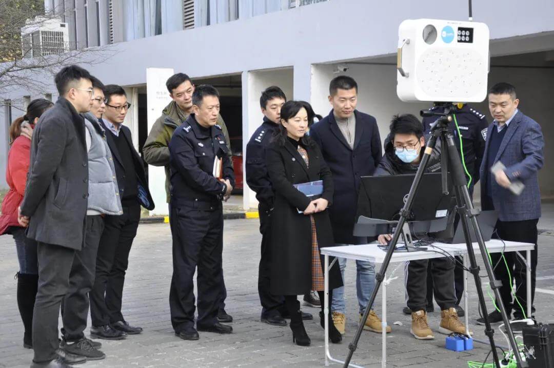 便攜式炸街車抓拍